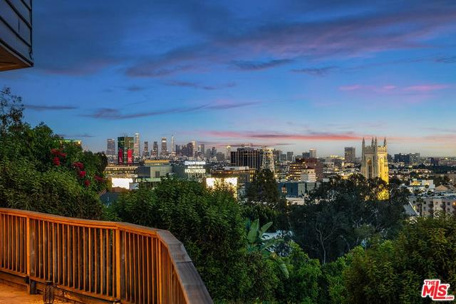 6931 Paseo Del Serra, Los Angeles, CA 90068