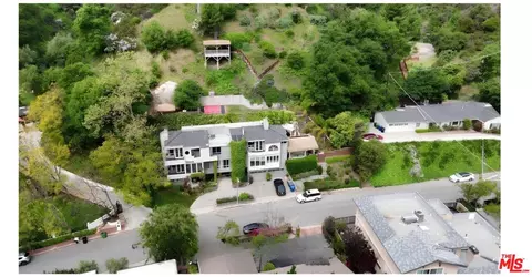 1833 Roscomare Rd, Los Angeles, CA 90077