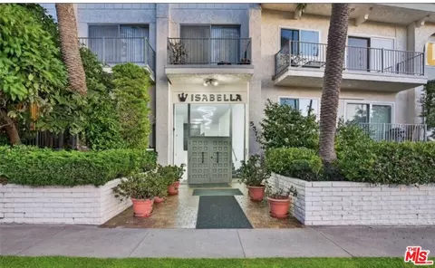 5376 Fairview Blvd #104, Los Angeles, CA 90056