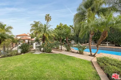 7680 Eucalyptus Way, Anaheim, CA 92808 photo 4