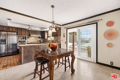 7680 Eucalyptus Way, Anaheim, CA 92808 photo 9