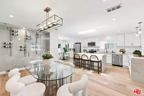 1932 S Crescent Heights Blvd, Los Angeles, CA 90034