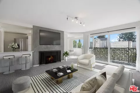 1230 Horn Ave #200, West Hollywood, CA 90069