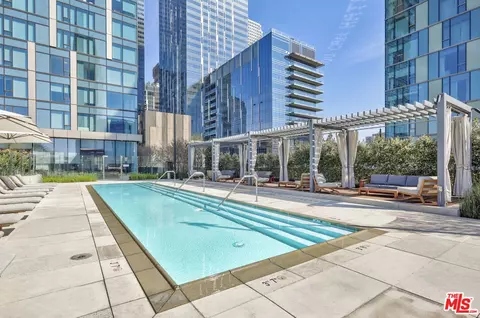 889 Francisco St #909, Los Angeles, CA 90017