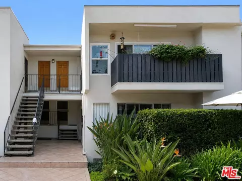18645 Hatteras St #263, Tarzana, CA 91356
