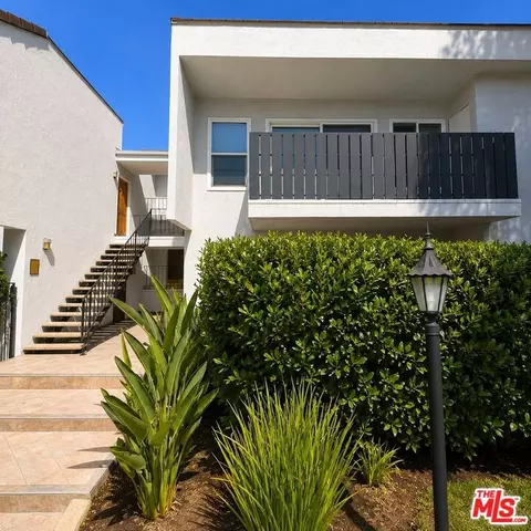 18645 Hatteras St #263, Tarzana, CA 91356