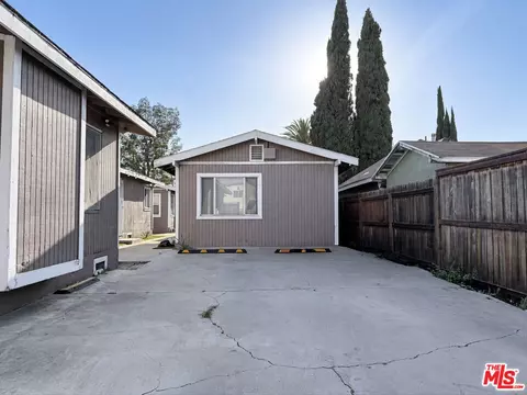 Exterior - 740 Daisy Ave, Long Beach, CA 90813 photo 3 of 3