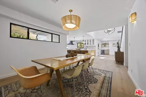 Dining - 1131 Rancho Dr, Ojai, CA 93023 photo 3 of 4