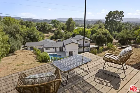 Exterior - 1131 Rancho Dr, Ojai, CA 93023 photo 6 of 6