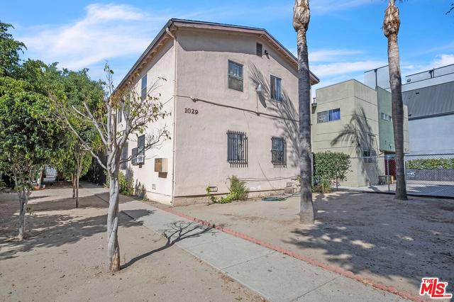 1029 E 28th St, Los Angeles, CA 90011