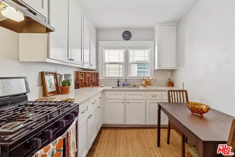Kitchen - 1142 E 1st St, Long Beach, CA 90802 photo 1 of 4