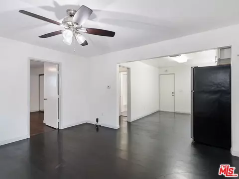 Living - 727 Olive Ave, Long Beach, CA 90813 photo 1 of 1