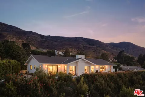 20374 Seaboard Rd, Malibu, CA 90265