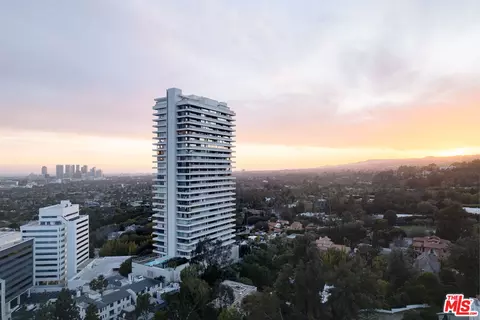 9255 Doheny Rd #606, West Hollywood, CA 90069