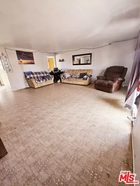 16250 Upland Ave, Fontana, CA 92335 photo 13