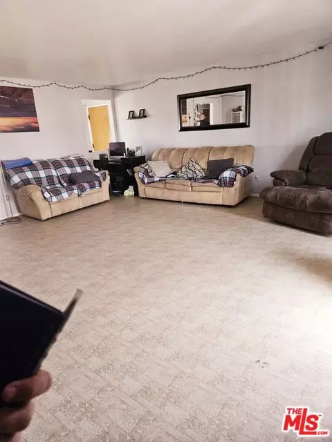16250 Upland Ave, Fontana, CA 92335 photo 14