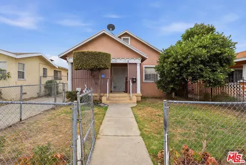 220 E 64th St, Los Angeles, CA 90003