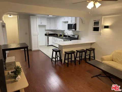 6055 7th Ave, Los Angeles, CA 90043
