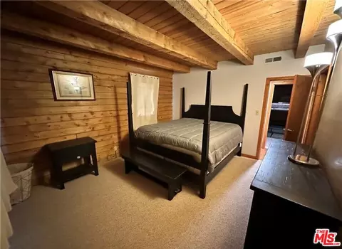23387 Knapps Cutoff, Crestline, CA 92325 photo 6