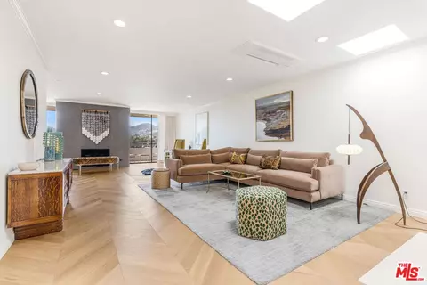 15480 Antioch St #300A, Pacific Palisades, CA 90272