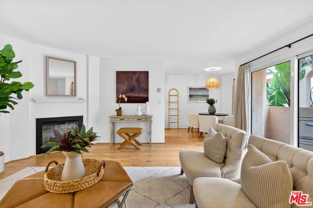 914 Lincoln Blvd #207, Santa Monica, CA 90403