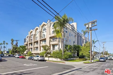 4549 Haskell Ave #1, Encino, CA 91436