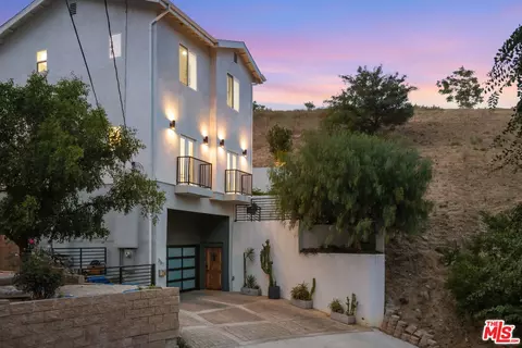 3787 Glenalbyn Dr, Los Angeles, CA 90065