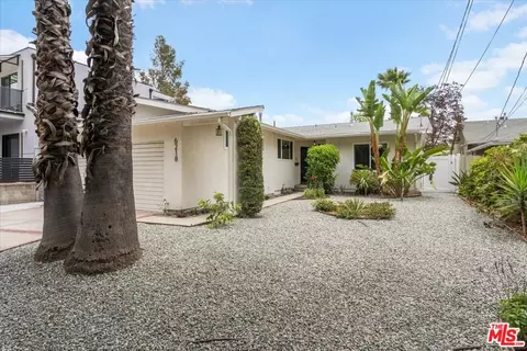 6218 Van Noord Ave, Van Nuys, CA 91401