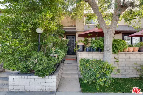 14401 Plummer St #6, Panorama City, CA 91402