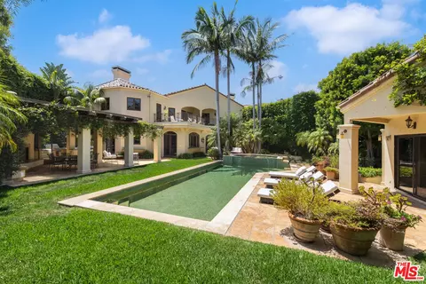 530 Moreno Ave, Los Angeles, CA 90049
