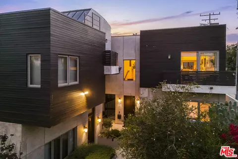 2011 Idaho Ave, Santa Monica, CA 90403