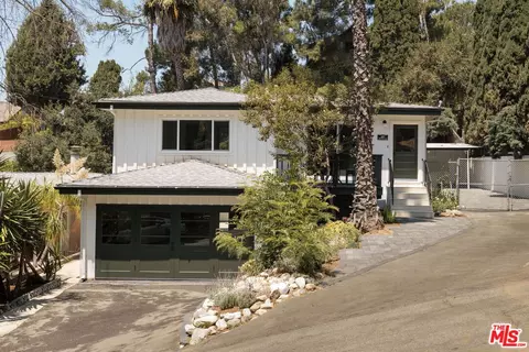 963 Pine Grove Ave, Los Angeles, CA 90042