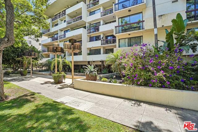 325 N Oakhurst Dr #PH2, Beverly Hills, CA 90210