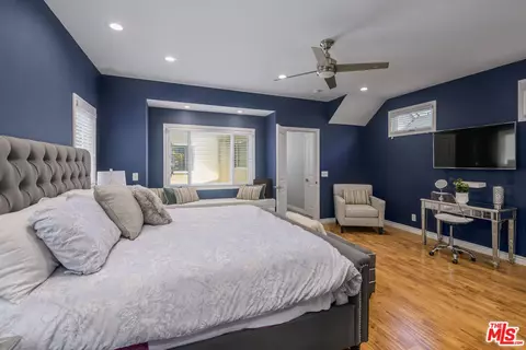 Bedroom - 118 3rd St, Seal Beach, CA 90740 photo 6 of 6