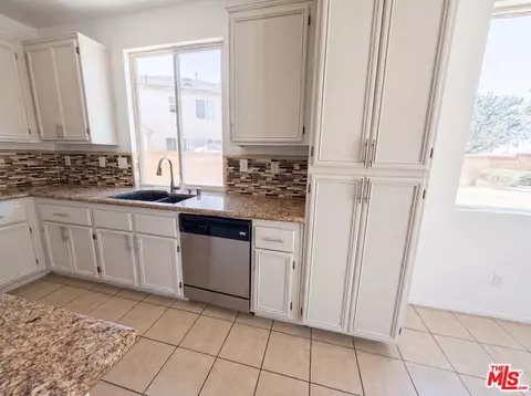 Kitchen - 3147 W Lingard St, Lancaster, CA 93536 photo 3 of 4