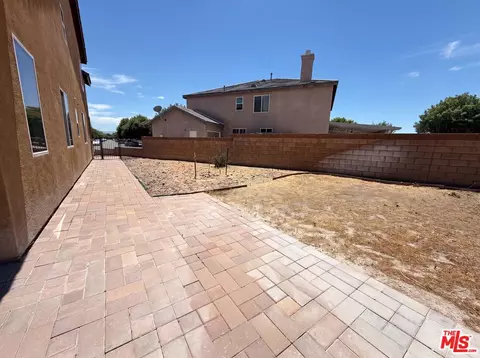 Exterior - 3147 W Lingard St, Lancaster, CA 93536 photo 5 of 5