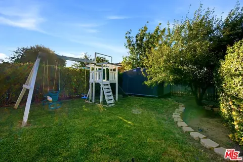 1629 Centre Ct, Palmdale, CA 93551 photo 31