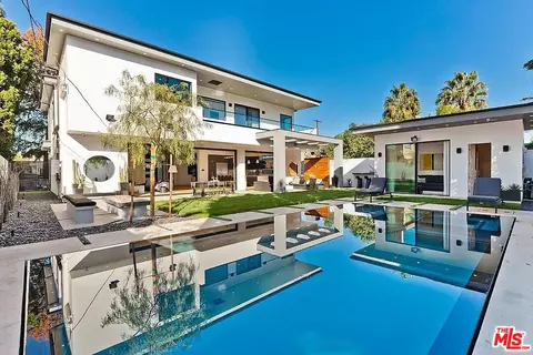 14812 Morrison St, Sherman Oaks, CA 91403