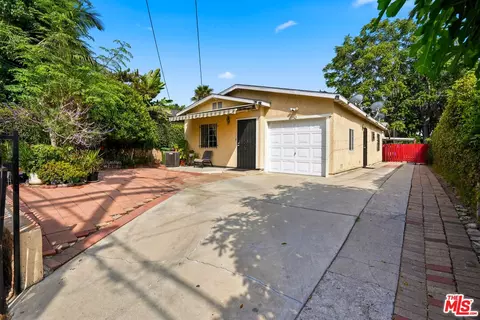 2754 Knox Ave, Los Angeles, CA 90039