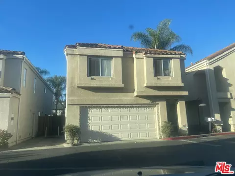 15010 Portofino Ln, North Hills, CA 91343