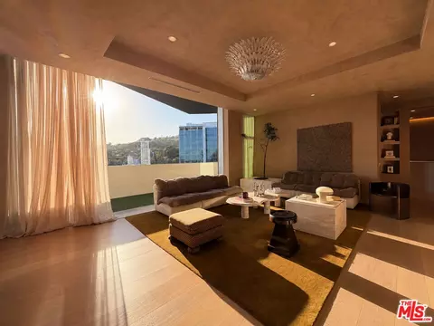 1155 N La Cienega Blvd #PH 9, West Hollywood, CA 90069