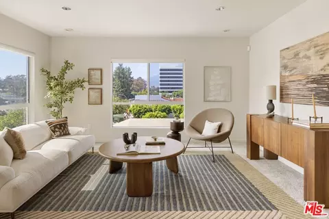 159 W Green St #407A, Pasadena, CA 91105