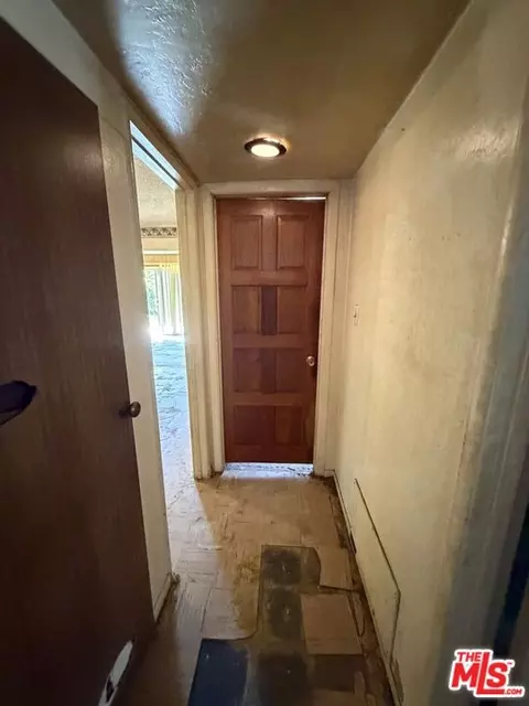 8811 Delano Dr, Riverside, CA 92503 photo 12
