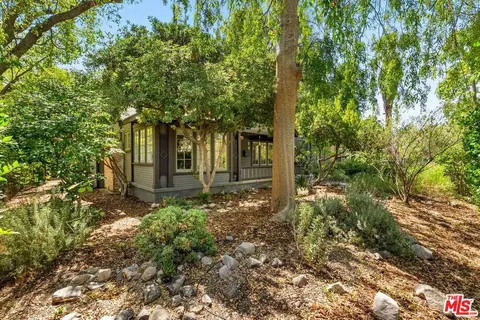 1788 N Los Robles Ave, Pasadena, CA 91104 photo 3