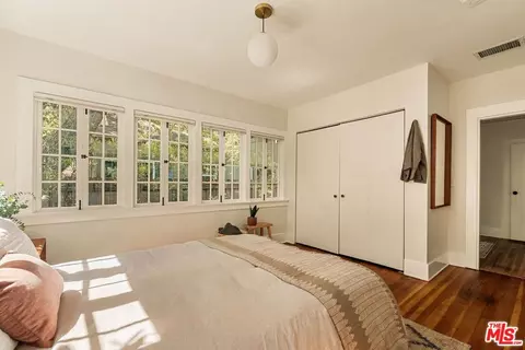 1788 N Los Robles Ave, Pasadena, CA 91104 photo 29