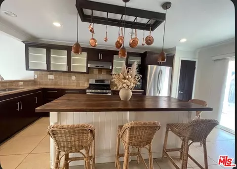 Kitchen - 3045 E Newgrove St, Lancaster, CA 93535 photo 4 of 4
