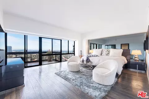 10445 Wilshire Blvd #1905, Los Angeles, CA 90024