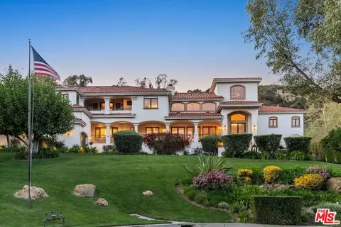 23593 Park South St, Calabasas, CA 91302