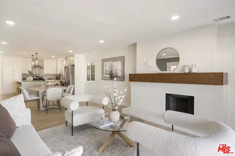 1747 Wollacott St, Redondo Beach, CA 90278