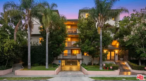 8121 Norton Ave #201, Los Angeles, CA 90046